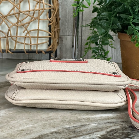 NINE WEST - Mini 3 Component Crossbody Bag Two Top Zip Closures Middle Pocket - Picture 4 of 11